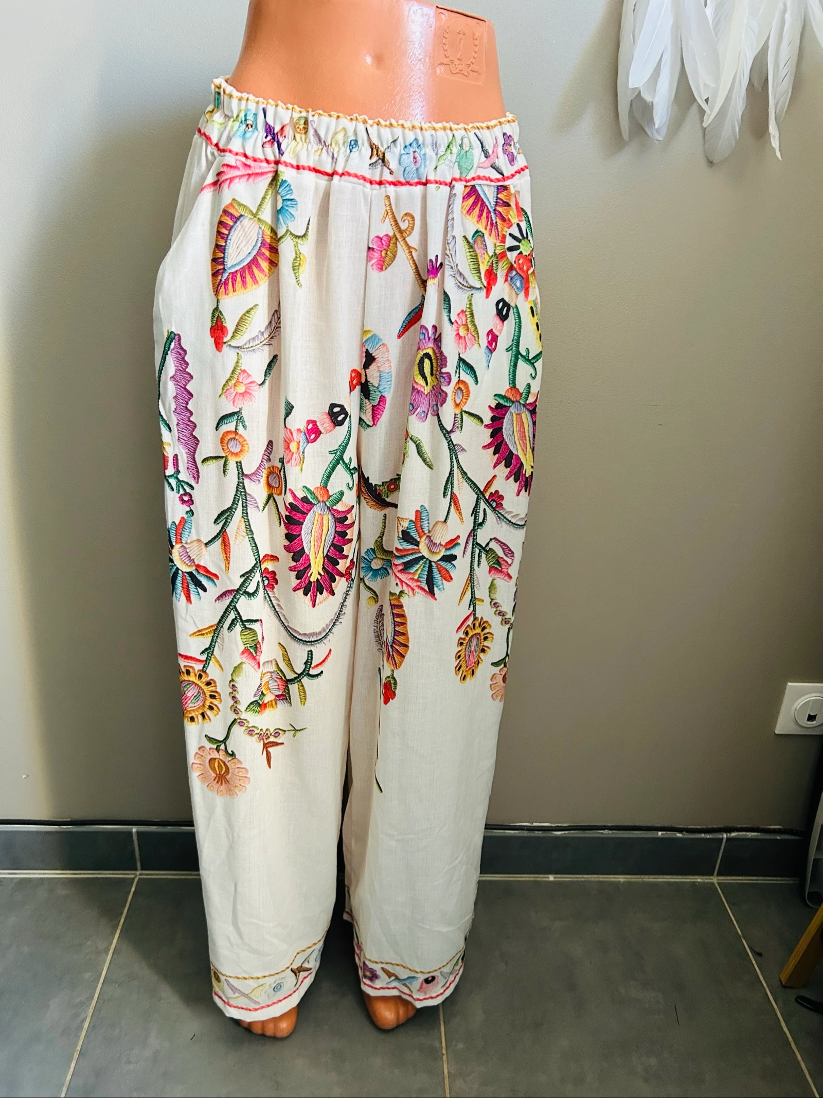Pantalon bohème fleurie 